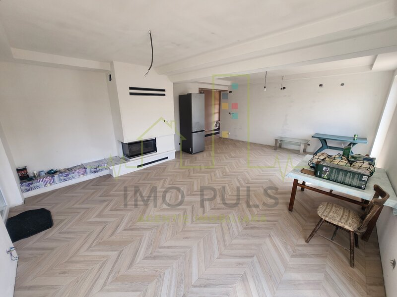 Timis  Casa individuala. 660 Teren. Ghiroda. Carport.