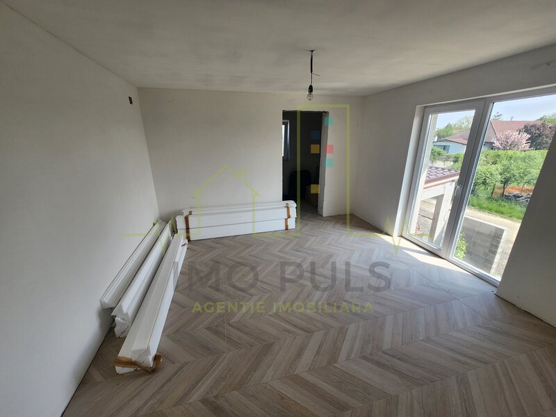 Timis  Casa individuala. 660 Teren. Ghiroda. Carport.